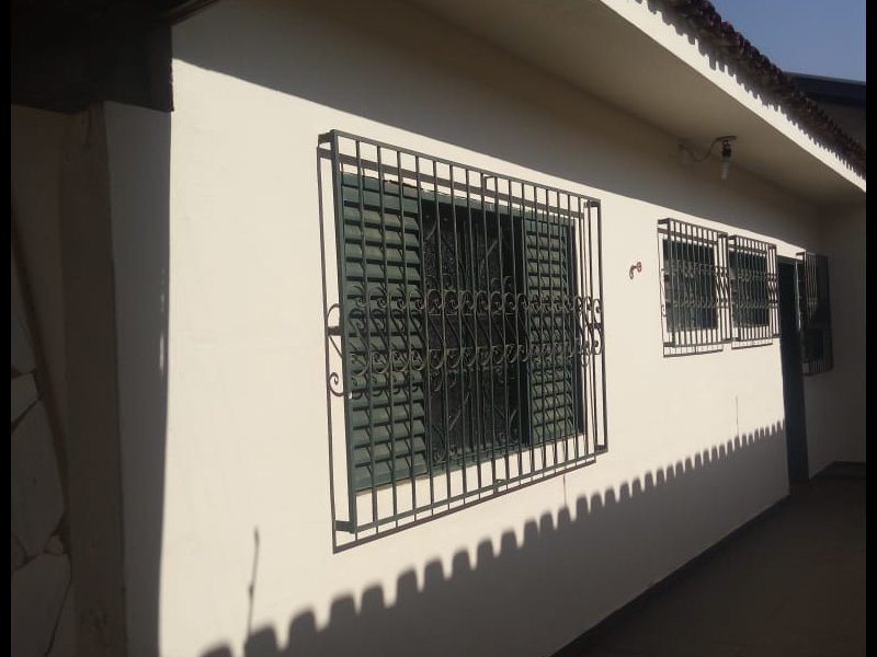 Casa à venda Santa Maria com 160m² e 4 quartos por R$ 350.000 - 1272222947-quintal2.jpeg