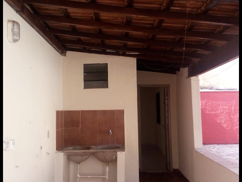 Casa à venda Santa Maria com 160m² e 4 quartos por R$ 350.000 - 194804406-lavanderia.jpeg