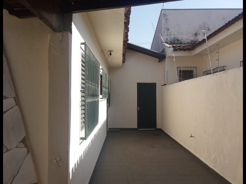 Casa à venda Santa Maria com 160m² e 4 quartos por R$ 350.000 - 257074878-quintal1.jpeg