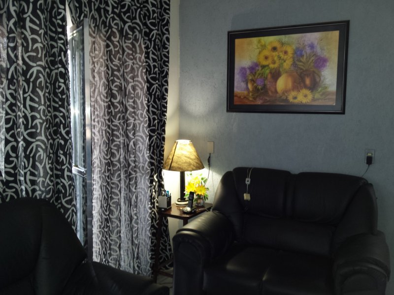 Apartamento à venda Martelos com 96m² e 2 quartos por R$ 700.000 - 1308685986-20150407-120529.jpg