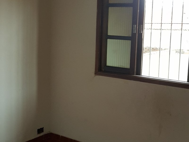 Casa à venda Vila São Judas Tadeu com 300m² e 3 quartos por R$ 150.000 - 267458776-4-quarto.jpg