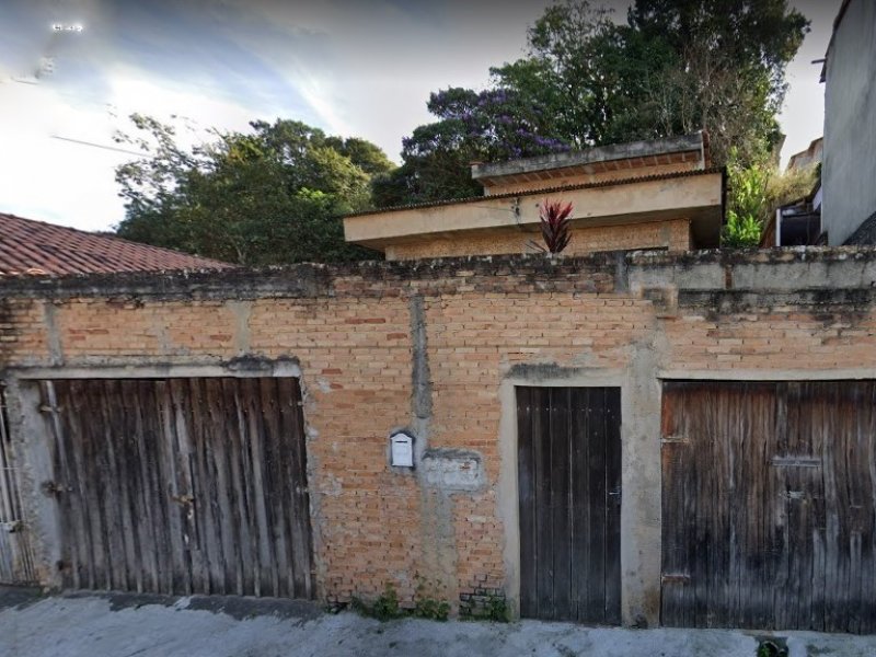 Casa à venda Vila São Judas Tadeu com 300m² e 3 quartos por R$ 150.000 - 375853102-1-fachada.jpg