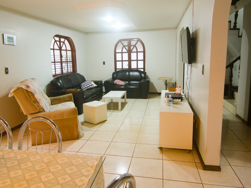 Casa à venda Lago Norte com 355m² e 5 quartos por R$ 1.550.000 - 1065769823-casa-18.jpg