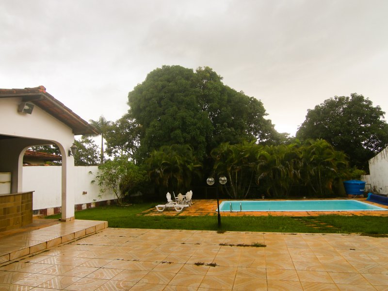 Casa à venda Lago Norte com 355m² e 5 quartos por R$ 1.550.000 - 1472373626-casa-13.jpg