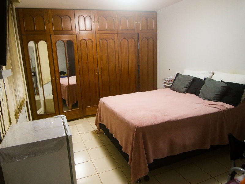 Casa à venda Lago Norte com 355m² e 5 quartos por R$ 1.550.000 - 992245346-casa-11.jpg