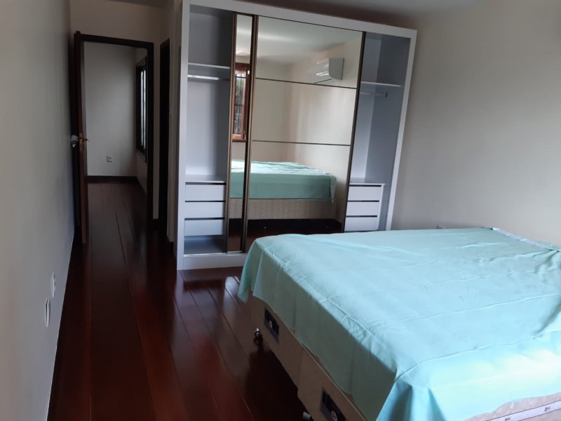 Casa à venda Partenon com 198m² e 4 quartos por R$ 980.000 - 2050091175-img-20211011-wa0010.jpg