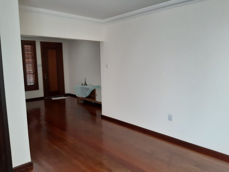 Casa à venda Partenon com 198m² e 4 quartos por R$ 980.000 - 2097847780-img-20211011-wa0015.jpg