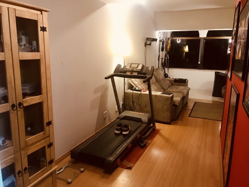 Apartamento à venda Cidade Baixa com 57m² e 2 quartos por R$ 340.000 - 1697578393-sala-menor-2.jpg