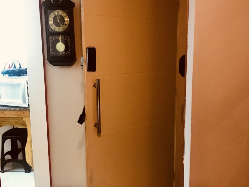 Apartamento à venda Cidade Baixa com 57m² e 2 quartos por R$ 340.000 - 38783427-porta-entrada.jpg