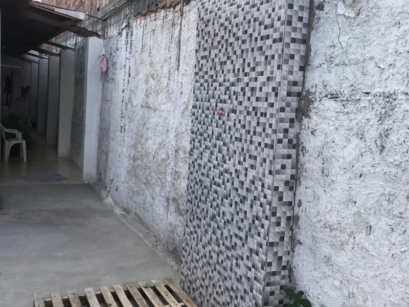 Casa à venda Campo Limpo com 168m² e 2 quartos por R$ 160.000 - 2140497479-4093689c-6c02-4940-818a-4946007291d5.jpeg