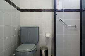 Apartamento à venda Vila Santa Catarina com 65m² - 2 dormitórios -  vagas - R$ 400 - 1067247663-banheiro-0002.jpeg