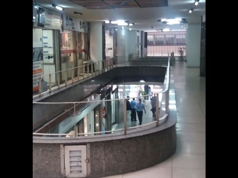 Comercial à venda Centro com 24m² e  quartos por R$ 200.000 - 348994729-img-20170207-wa00031.jpg