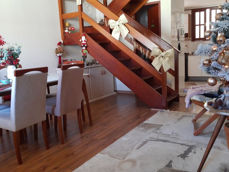 imóvel com 140m² - Pimenteiras - Teresópolis