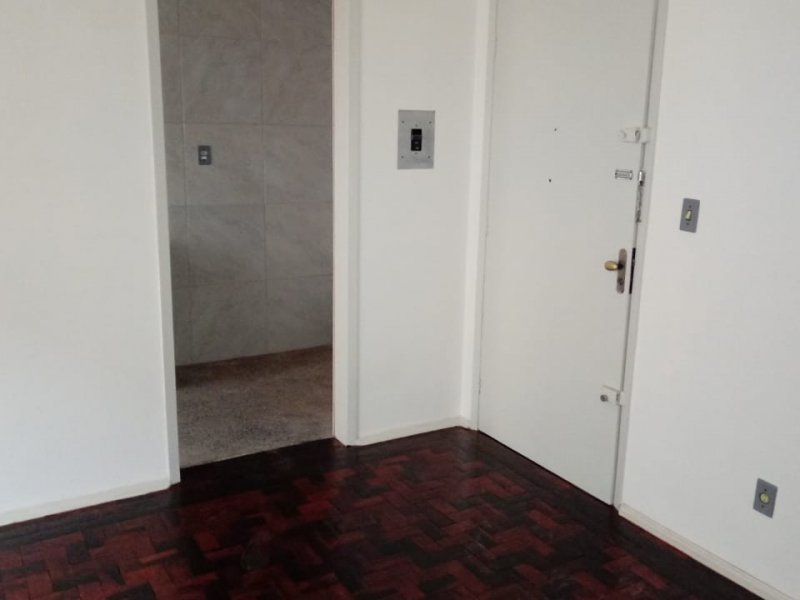 Apartamento à venda Rubem Berta com 36m² e 1 quarto por R$ 110.000 - 1493042608-apt-deia-foto-sala2.jpeg