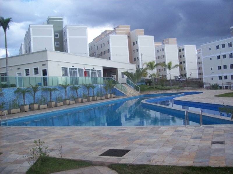 Apartamento à venda Camargos com 60m² e 2 quartos por R$ 180.000 - 1051380290-00-piscina.jpg