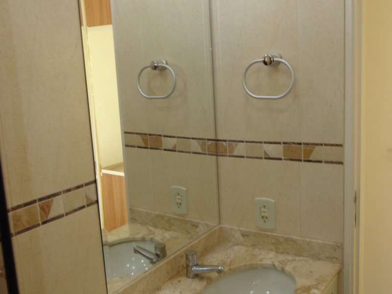 Apartamento à venda Jardim Nova Europa com 72m² e 3 quartos por R$ 425.000 - 181938977-banheiro-suite-1.JPG