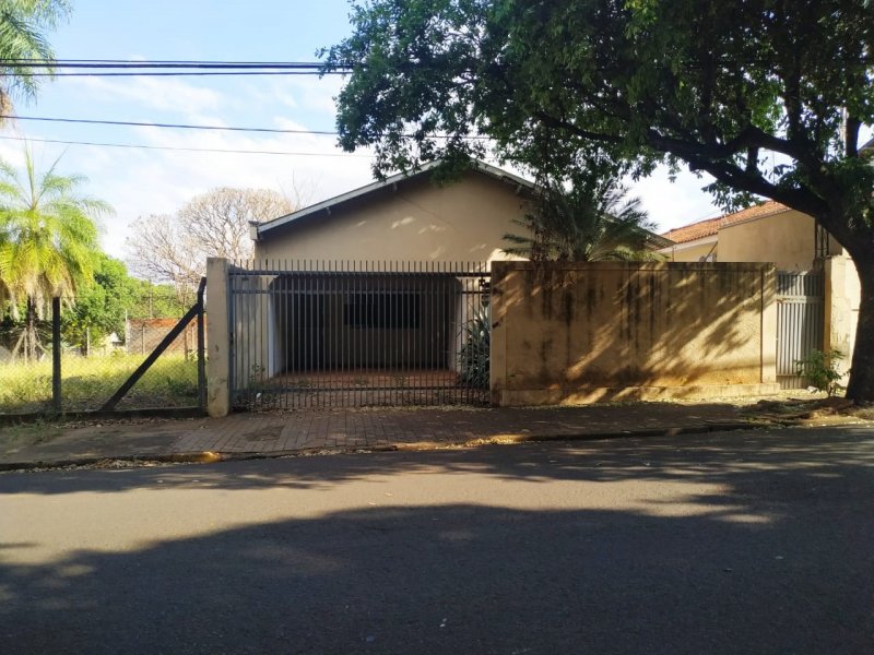 imóvel com 224m² - Jardim Sumaré - Araçatuba