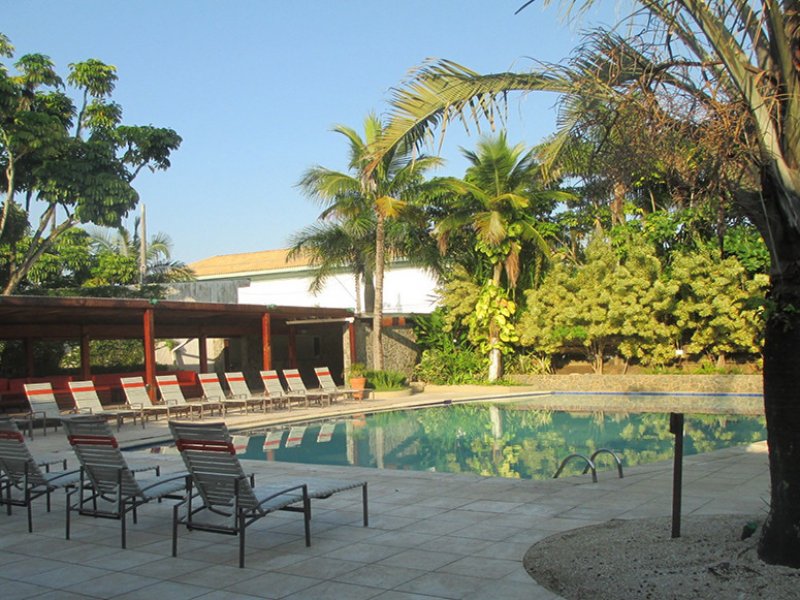 Apartamento à venda Jardim Tejereba com 60m² e 1 quarto por R$ 300.000 - 223035847-delphin-piscina.jpg