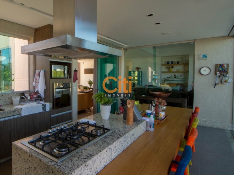 Casa de condomínio à venda Condado Bouganville com 480m² e 5 quartos por R$ 2.900.000 - 898694266-86797833-1805-4e2e-97c1-06ee9e576767.jpeg