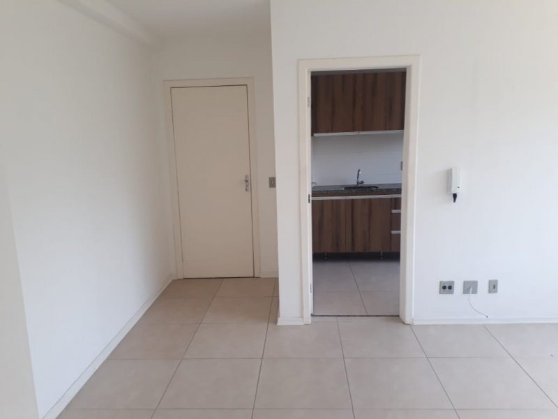 Apartamento à venda Minas Caixa com 63m² e 3 quartos por R$ 213.000 - 863818124-inbound6504100327164245940.jpg