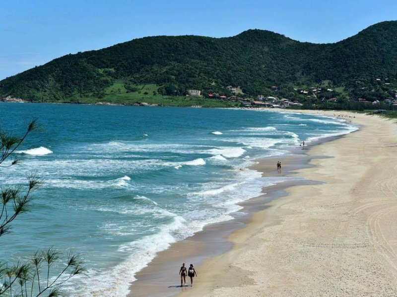 Casa à venda GAMBOA com 180m² e 7 quartos por R$ 1.300.000 - 128710353-22.jpg