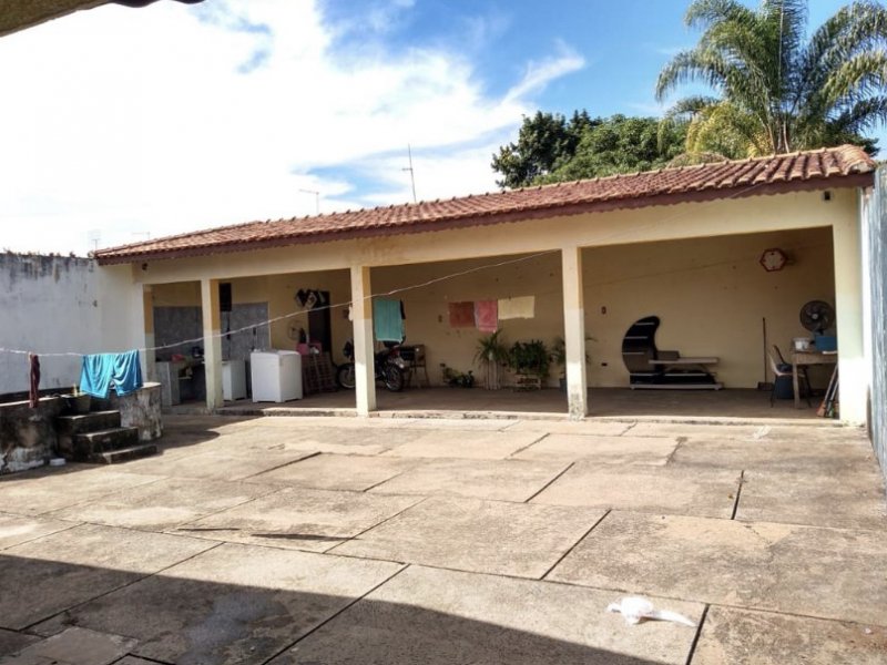 Casa à venda Vila Santa Fe com 250m² e 3 quartos por R$ 250.000 - 13935916-e3adc0eb-021a-4c45-a00b-1f7e06537438.jpeg