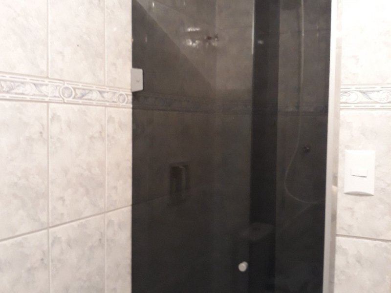 Apartamento à venda Piqueri com 50m² e 2 quartos por R$ 262.000 - 1825565257-banheiro3.jpg