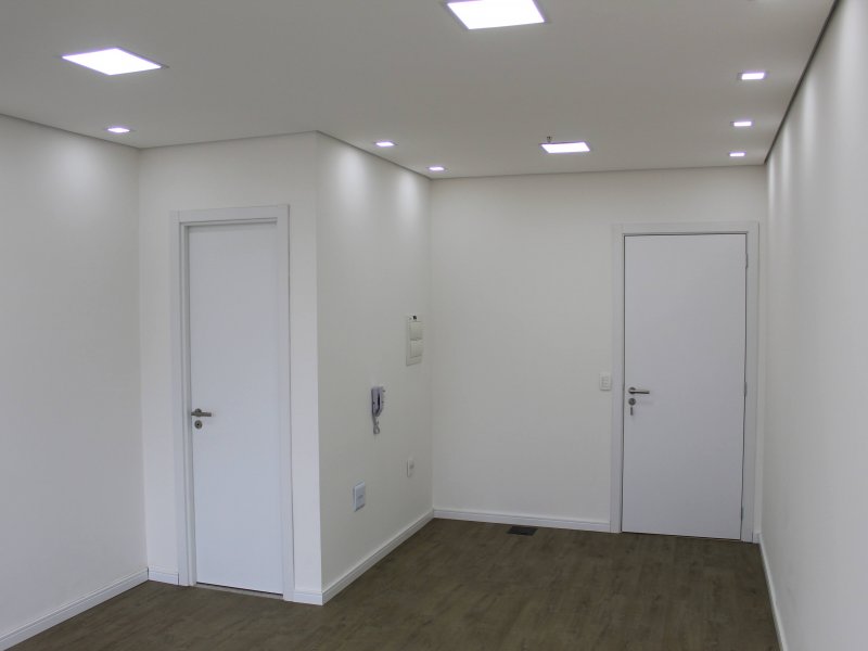 Comercial para alugar Funcionários com 24m² e  quartos por R$ 1.200 - 883213273-img-3238.jpg