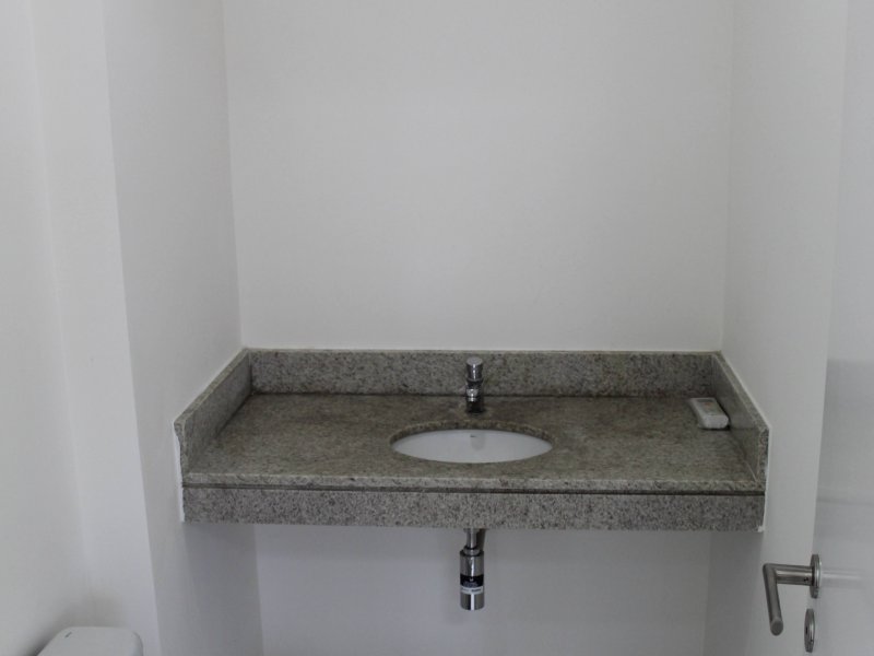 Comercial para alugar Funcionários com 24m² e  quartos por R$ 1.200 - 91192827-img-3239.jpg