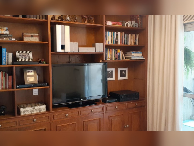 Apartamento à venda Copacabana com 190m² e 4 quartos por R$ 2.100.000 - quarto-tv-estante.jpeg
