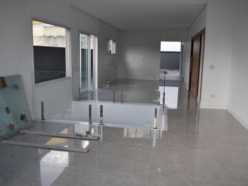 imóvel com 245m² - Parque dos Lagos - Mogi das Cruzes