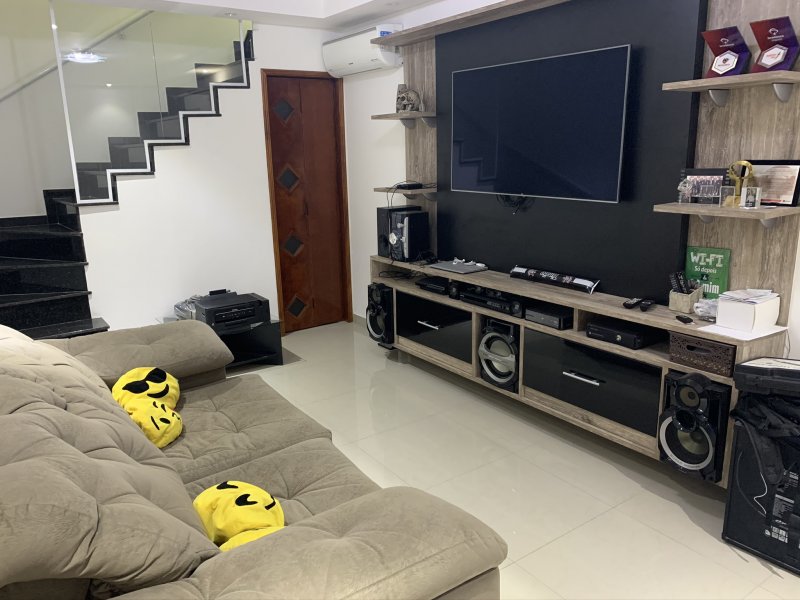 Casa de condomínio à venda Vila Esperança com 101m² e 2 quartos por R$ 420.000 - 1717691614-009848ad-e2ce-4e52-839d-8a42ee091a89.jpeg