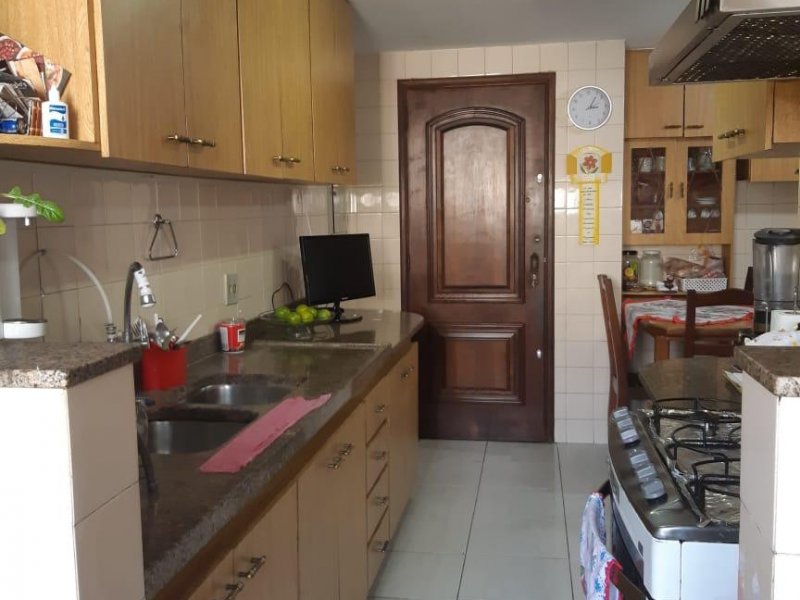 Apartamento à venda Ingá com 190m² e 4 quartos por R$ 960.000 - 40460942-img-20210111-wa0042.jpg