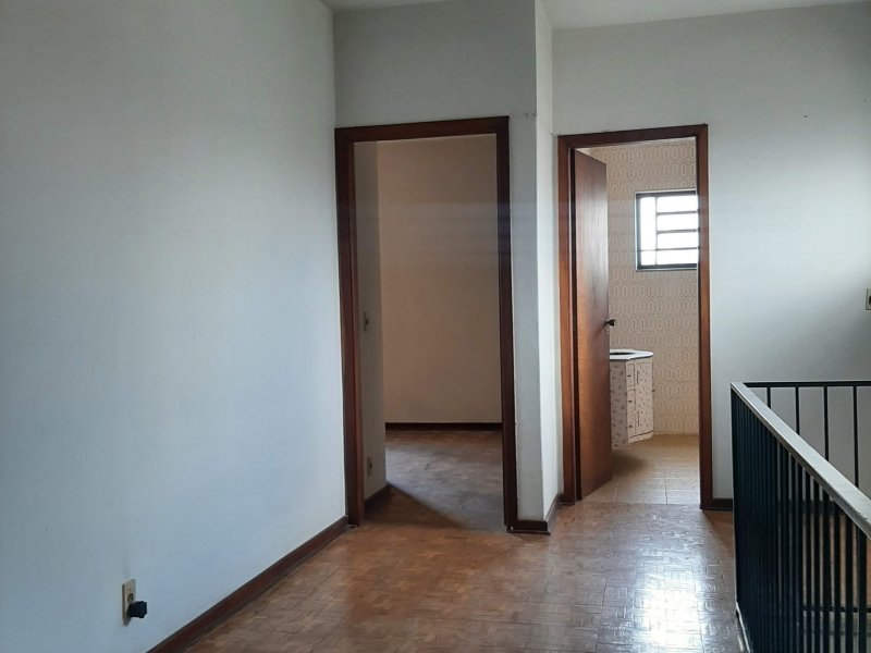 Casa à venda Jardim Cura D'Ars com 280m² e 8 quartos por R$ 1.100.000 - 1496994794-66dc7e83-cad7-4185-a79a-c6a5c09eccf2.jpeg
