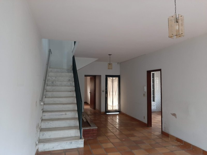 Casa à venda Jardim Cura D'Ars com 280m² e 8 quartos por R$ 1.100.000 - 1845690921-20a8bbd9-f03e-4fbf-89a9-9eaa3250b436.jpeg