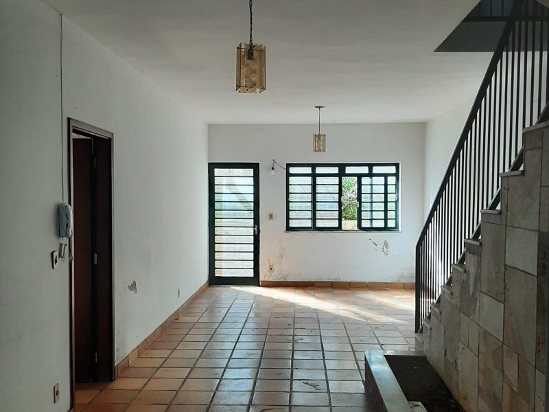 Casa à venda Jardim Cura D'Ars com 280m² e 8 quartos por R$ 1.100.000 - 937267959-6e514c26-844d-4472-8b2f-83b74c9b70ac.jpeg