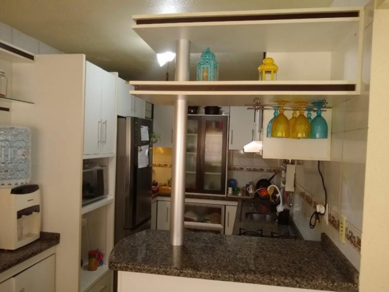 Casa à venda Ingleses do Rio Vermelho com 157m² e 3 quartos por R$ 590.000 - 1073353745-d541eb62-abbc-4511-b70e-9dc3a5a4bd08.jpeg