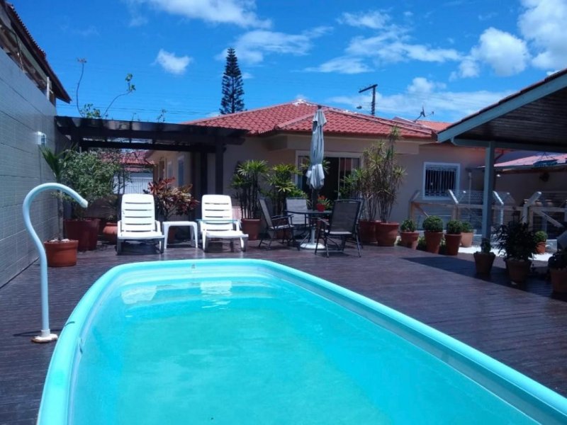 Casa à venda Ingleses do Rio Vermelho com 157m² e 3 quartos por R$ 590.000 - 1297700489-17e08682-a711-4bf2-b5a9-cef6f0b55ef7.jpeg