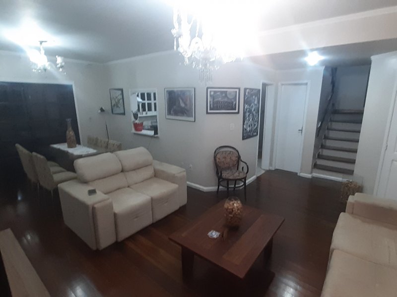 imóvel com 180m² - Bairro Fátima - Canoas