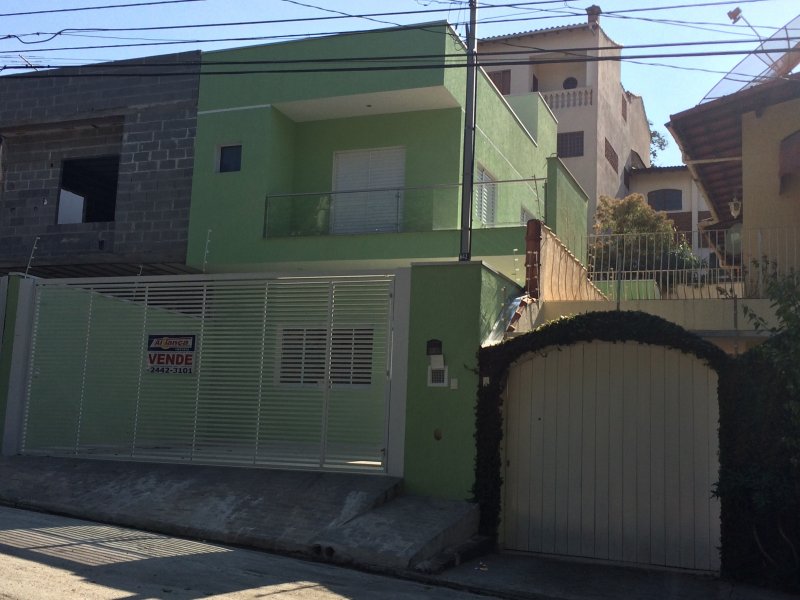 Casa à venda Cidade Maia com 140m² e 3 quartos por R$ 750.000 - 1958820089-img-1307.JPG