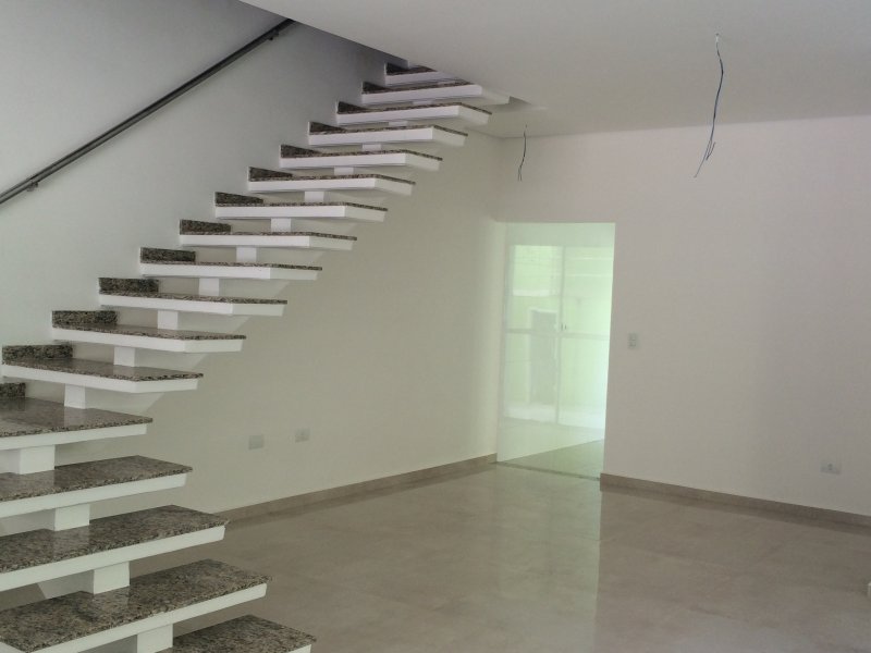 Casa à venda Cidade Maia com 140m² e 3 quartos por R$ 750.000 - 261364736-img-1373.JPG