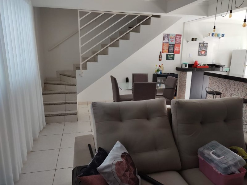 Casa à venda Baronesa com 70m² e 2 quartos por R$ 220.000 - 242451069-erere.jpg