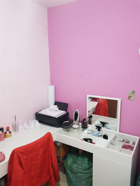 Apartamento à venda Jardim Marica com 50m² e 2 quartos por R$ 160.000 - 229971859-img-20220105-wa0058.jpg