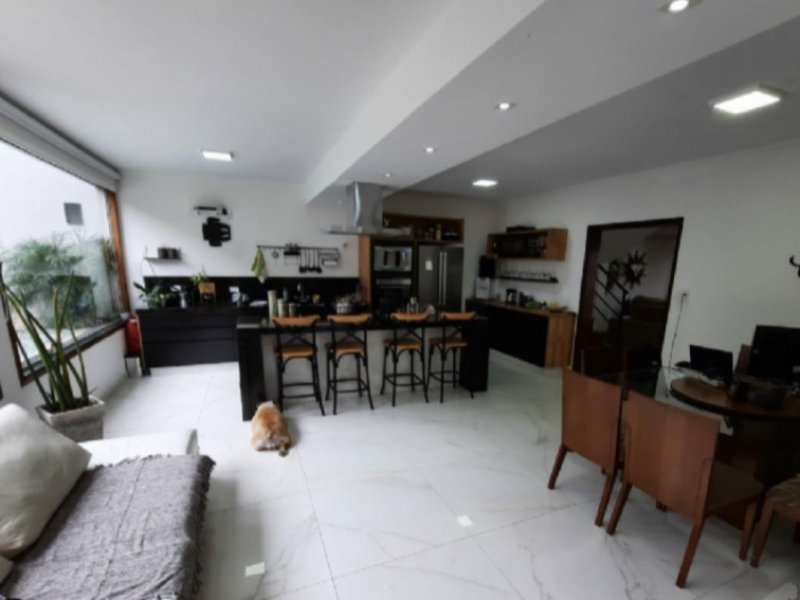 Casa à venda Parque Novo Oratório com 300m² e 4 quartos por R$ 1.300.000 - 1028460251-3a76e674-50d9-4f8d-8374-9455c8df173c.jpeg