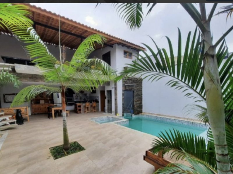 Casa à venda Parque Novo Oratório com 300m² e 4 quartos por R$ 1.300.000 - 2047592940-b8db7f4e-6a20-449f-9797-1fc36f0ab556.jpeg