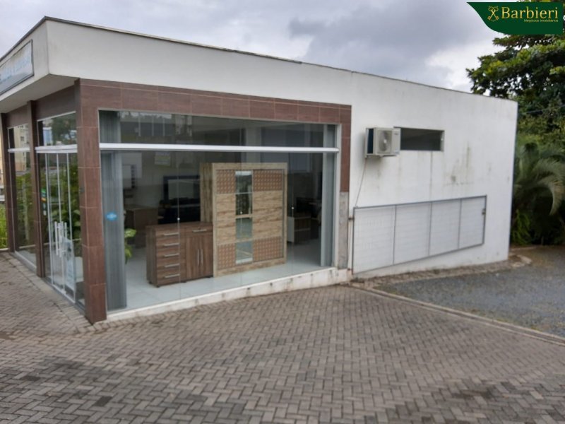 Comercial à venda Água Verde com 500m² e  quartos por R$ 1.000.000 - 208135416-casa-7.jpg