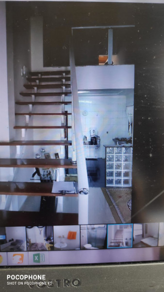 Casa à venda Jardim Adelfiore com 150m² e 3 quartos por R$ 500.000 - 1824621389-escada-para-o-segundo-andar.jpg