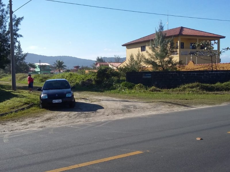 imóvel com 460m² - Balneário Araçá - Ilha Comprida