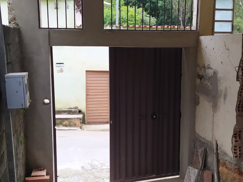 Casa à venda Borba Gato com 300m² e 3 quartos por R$ 150.000 - 1731157827-img-20210227-133952.jpg