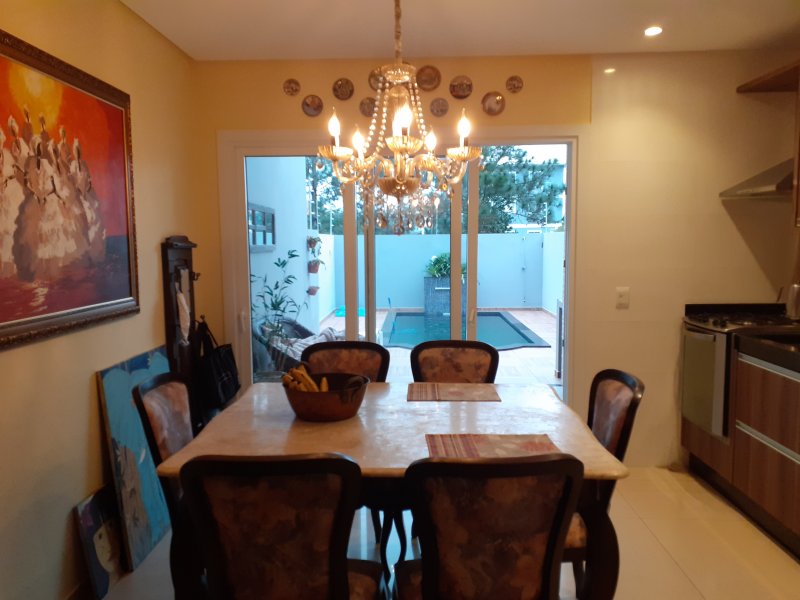 Casa à venda Ingleses do Rio Vermelho com 110m² e 2 quartos por R$ 550.000 - 1346010090-20200909-163418.jpg